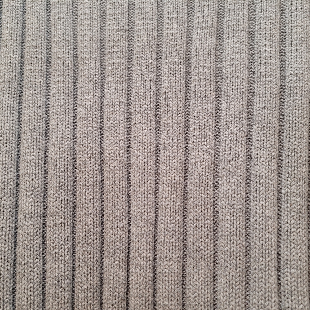 GAP 100% Cotton Dolman Rib V-Neck Sweater Vest, Heather Light Gray - Picture 9 of 14